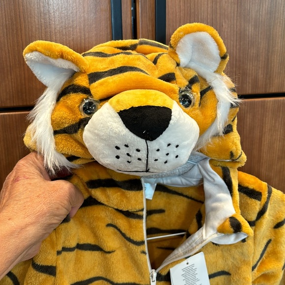 Qiaoniuniu Zebra  Costume  with Tail  New With Tag Fit size 2-3 - Picture 14 of 16